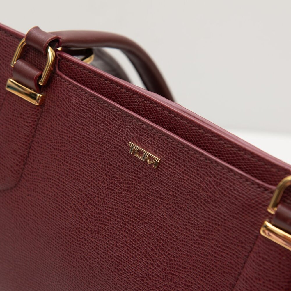 Tumi Sinclair Travel Tote Canvas Coated With Continental Wallet Work Burgundy - Picture 8 of 15